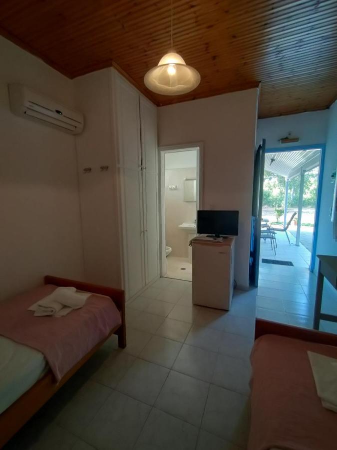 Kalogria Beach Studios Exterior photo